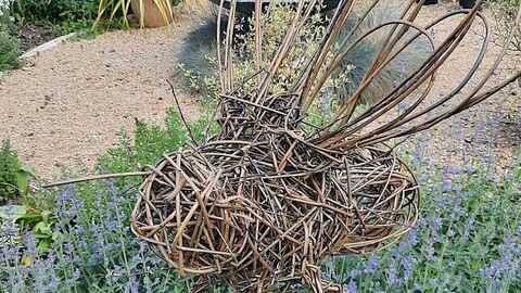 A bee made from willow